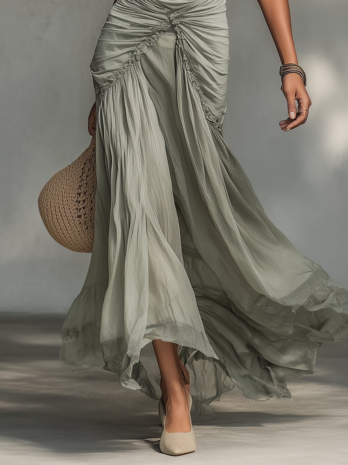 Salomé | Vestido Largo Gris de Gasa con Drapeado Lateral