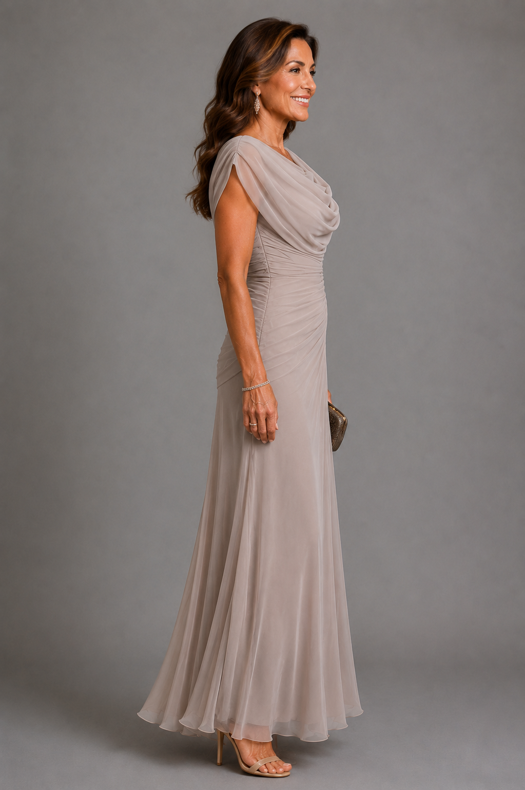 Naira | Vestido Largo Drapeado con Cuello Cascada