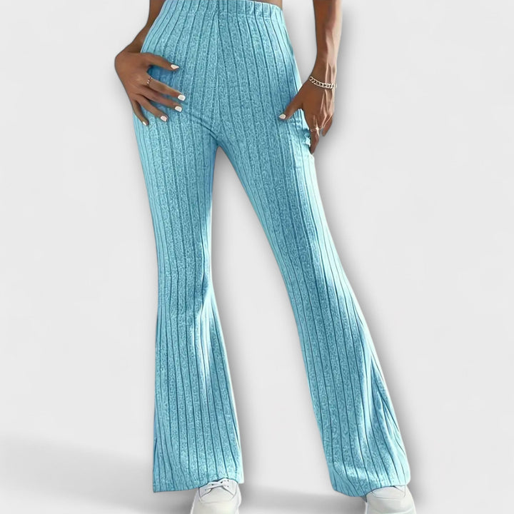 Luretta – Pantalones acampanados con estructura fina