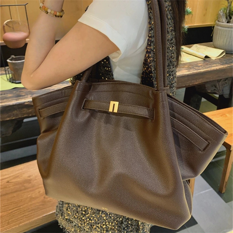 VALENTINA | Bolso de mano vegano de diseño elegante