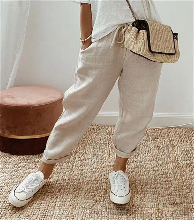 Pantalón Teresa en beige — corte holgado con bolsillos laterales