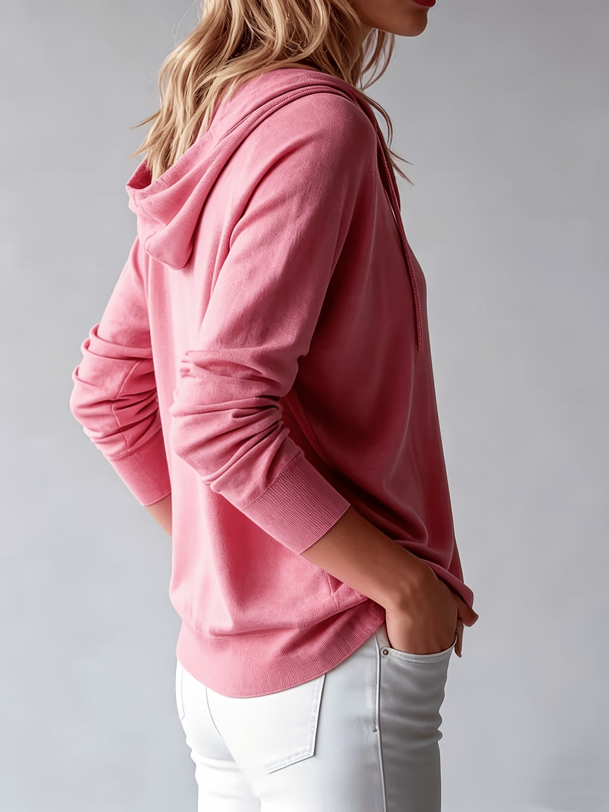 Cárdigan con capucha y botones en rosa, detalle