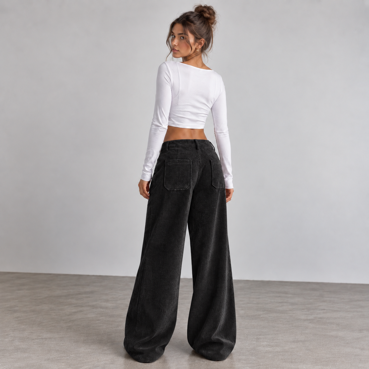 LAURA – Pantalón Ancho Con Bolsillos Delanteros
