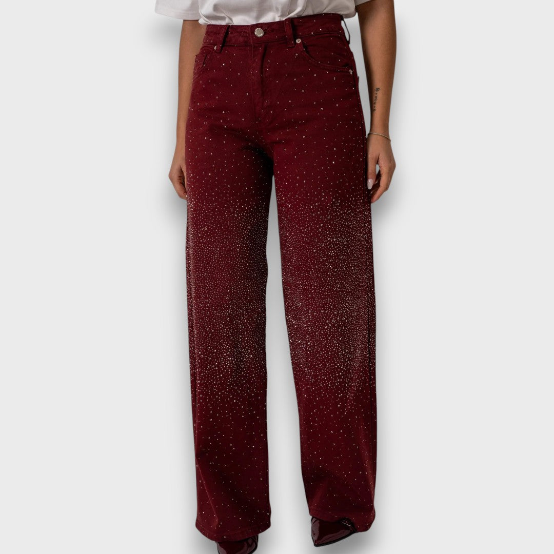Marvie – Jeans de pierna ancha con strass en Burdeos