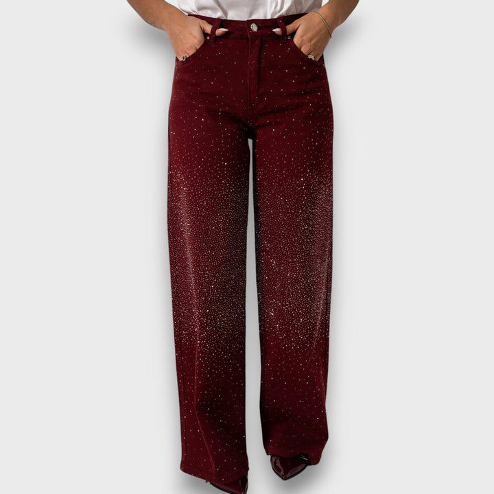 Marvie – Jeans de pierna ancha con strass en Burdeos