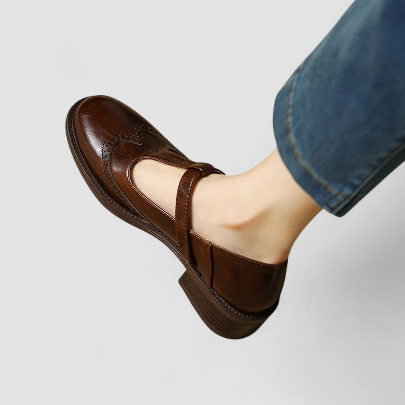 Rafaela | Zapato Mary Jane con Picado