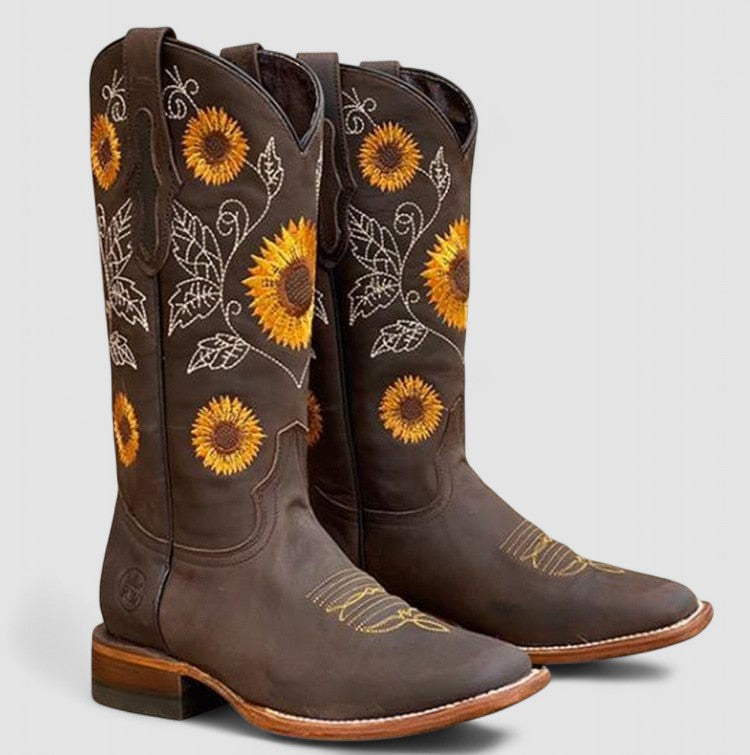 Florinda | Bota Western con Bordado de Girasoles