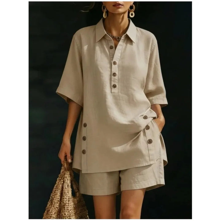 Solena | Camisa corta de manga corta con cuello de solapas y pantalones con bolsillos ribeteados