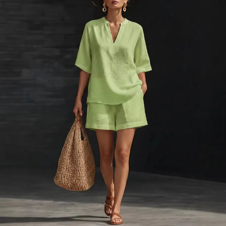 Liorna | Blusa de manga larga con cordón y shorts con volantes