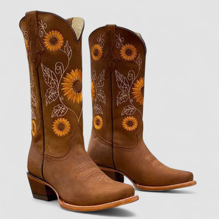 Florinda | Bota Western con Bordado de Girasoles
