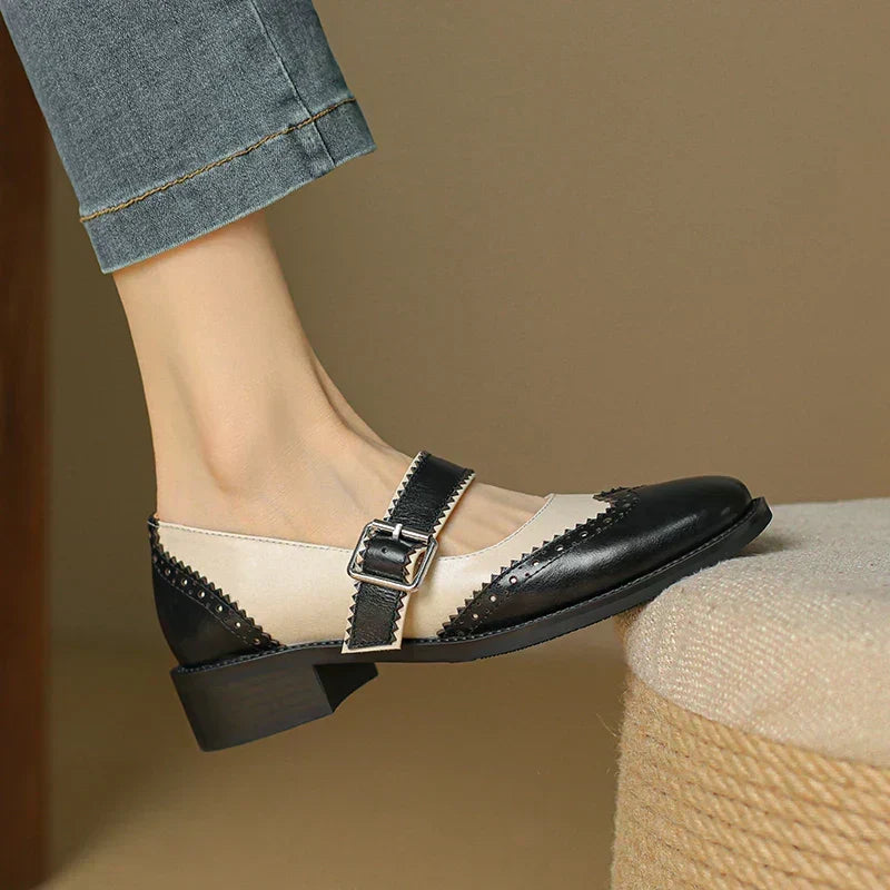 Carmina | Zapato Mary Jane Bicolor con Hebilla