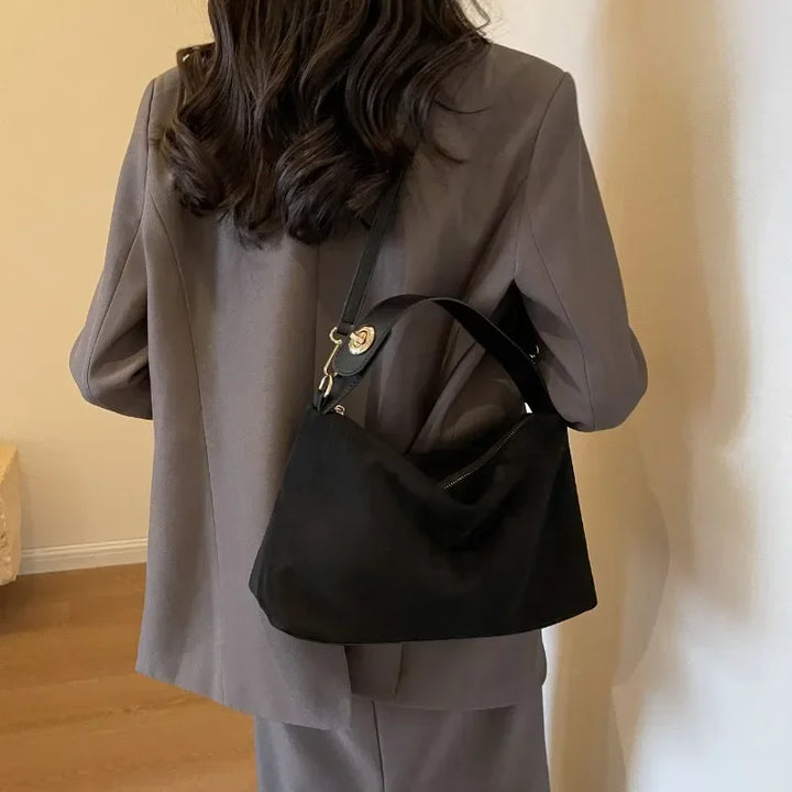 MARIELLE | Bolso minimalista