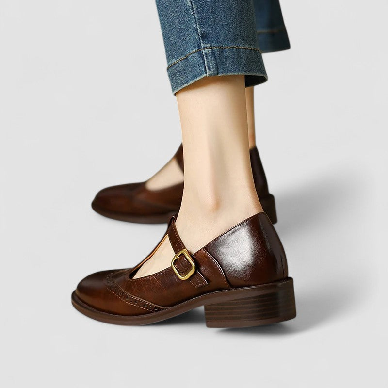 Rafaela | Zapato Mary Jane con Picado