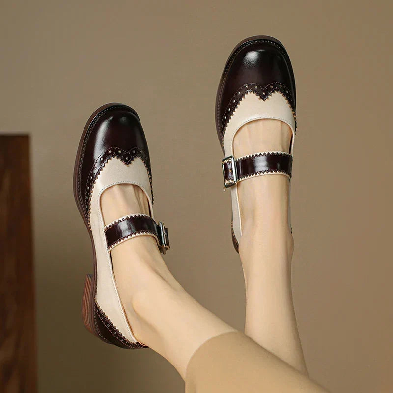 Carmina | Zapato Mary Jane Bicolor con Hebilla