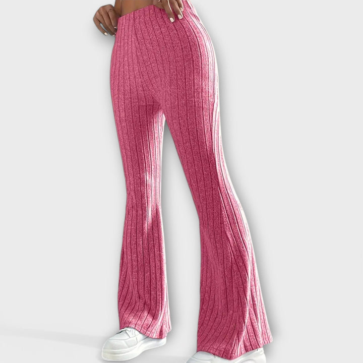 Luretta – Pantalones acampanados con estructura fina