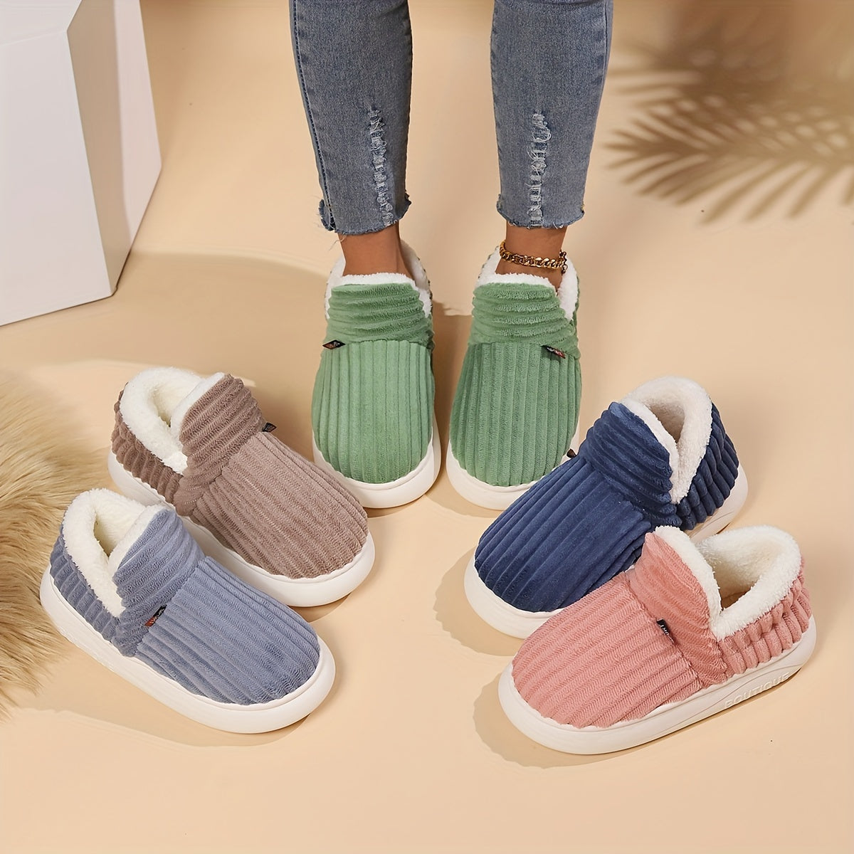 Amaia | Zapatillas de Casa Cerradas con Interior Afelpado