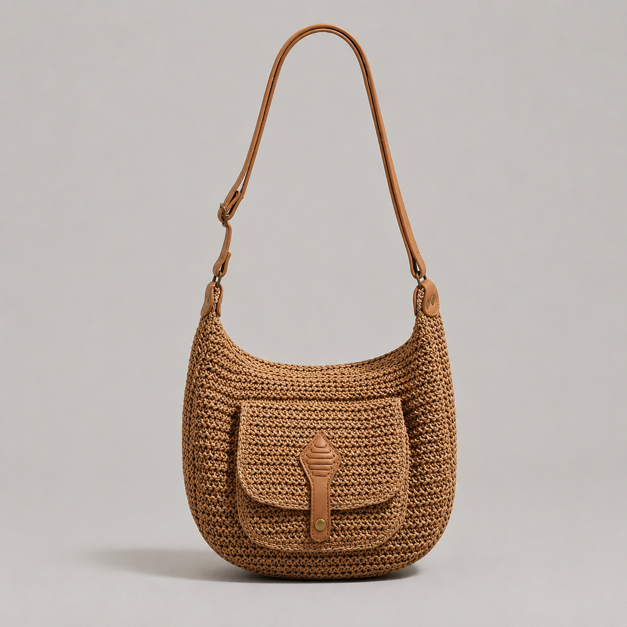 Bolso de hombro trenzado Clara en camel con bolsillo delantero con solapa — Valentina Massimo
