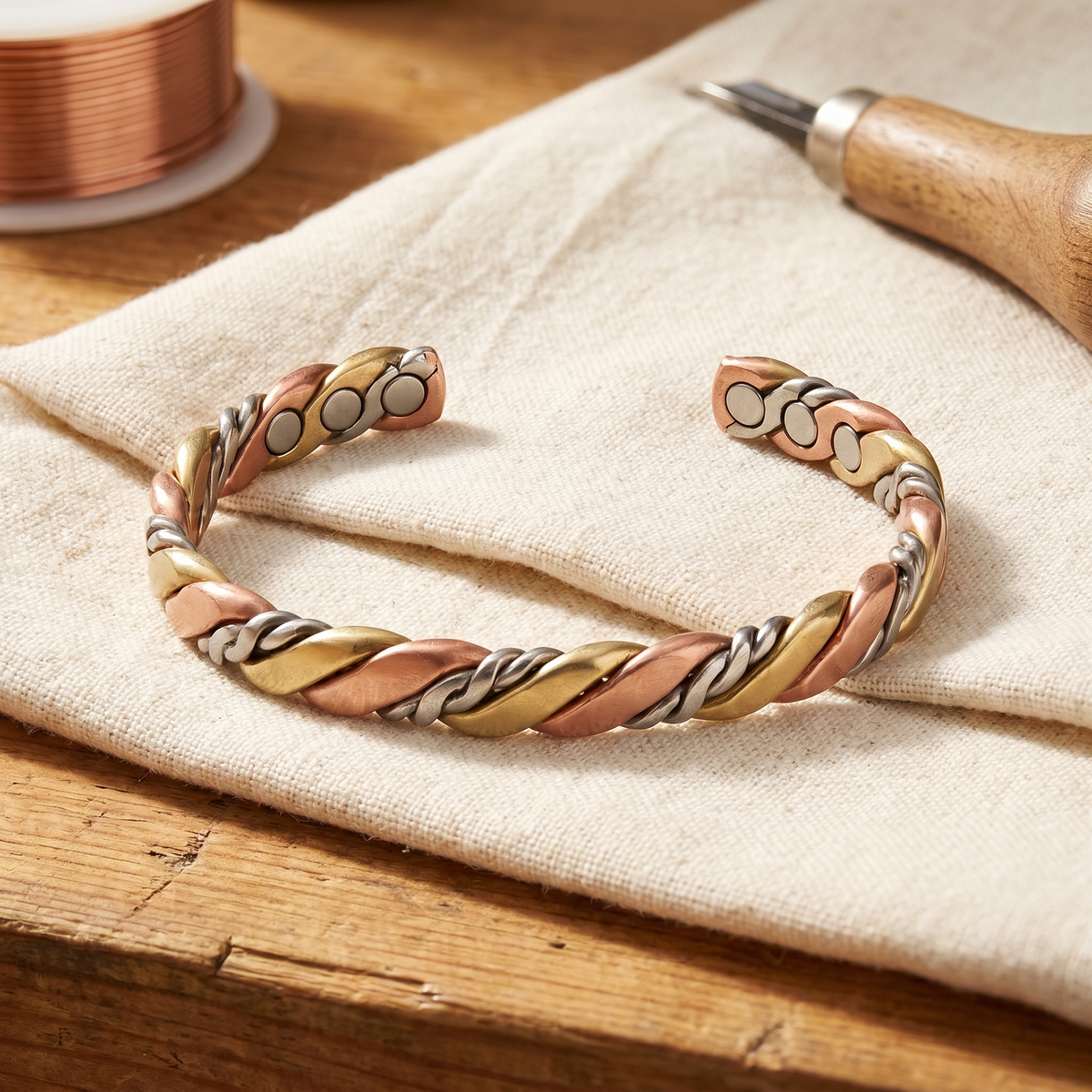 Pulsera de cobre Trígono