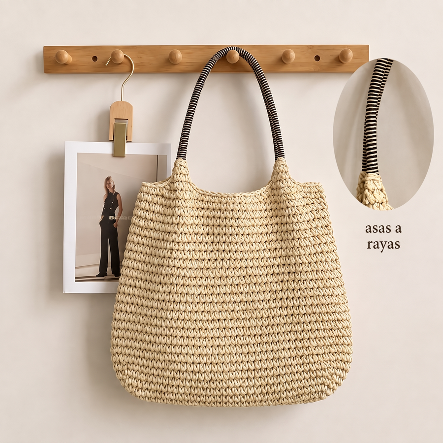 Bolso capazo Natalia en crema con asas a rayas blanco y negro — detalle de las asas