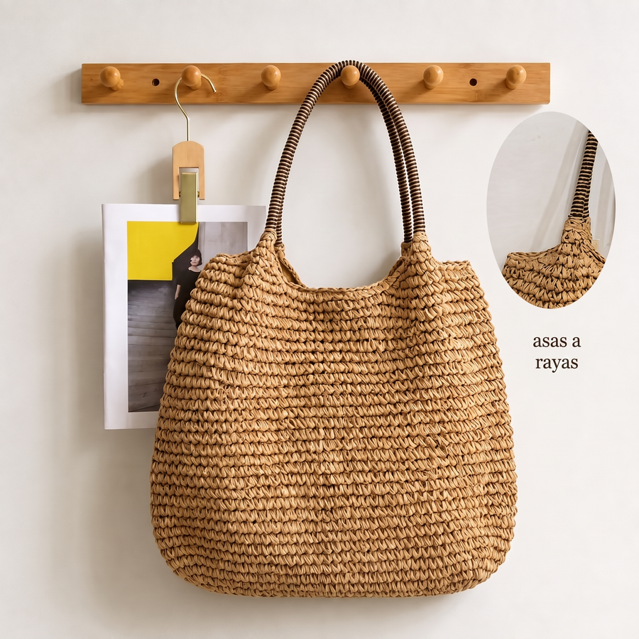 Bolso capazo Melisa en camel con asas bicolor a rayas — detalle de las asas