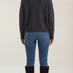 Andrea | Suéter de Cuello Alto Elegante