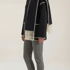 Catherine | Chaqueta con Bufanda de Contraste