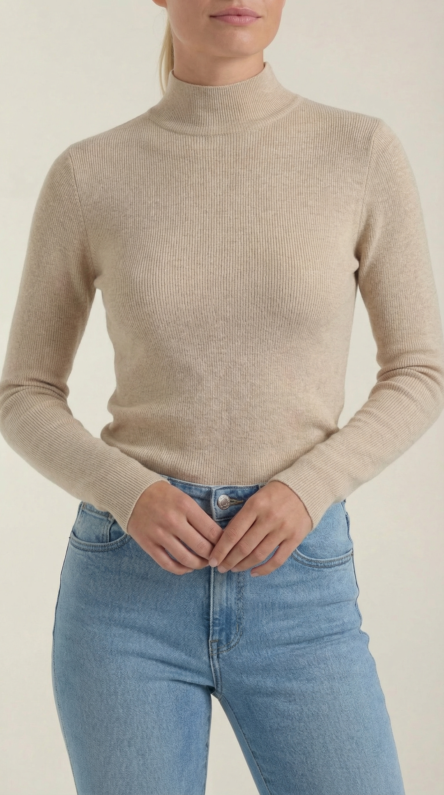 Constance | Top de Algodón de Cuello Alto