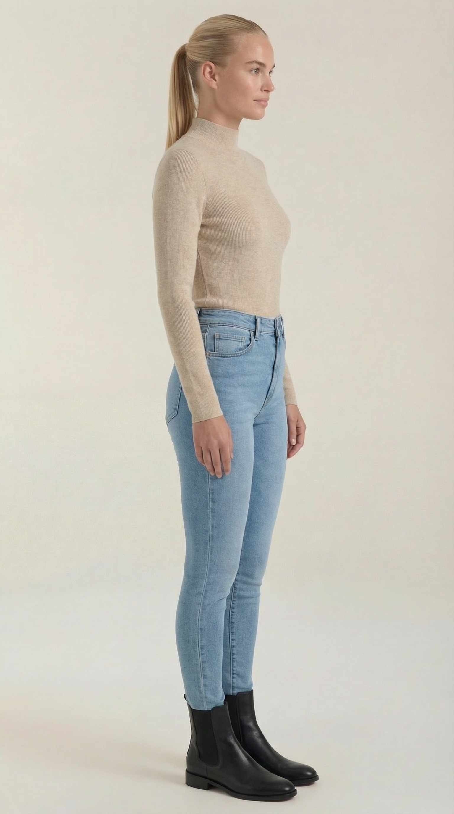 Constance | Top de Algodón de Cuello Alto