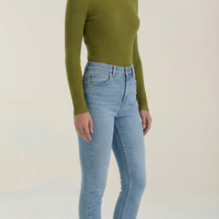 Constance | Top de Algodón de Cuello Alto