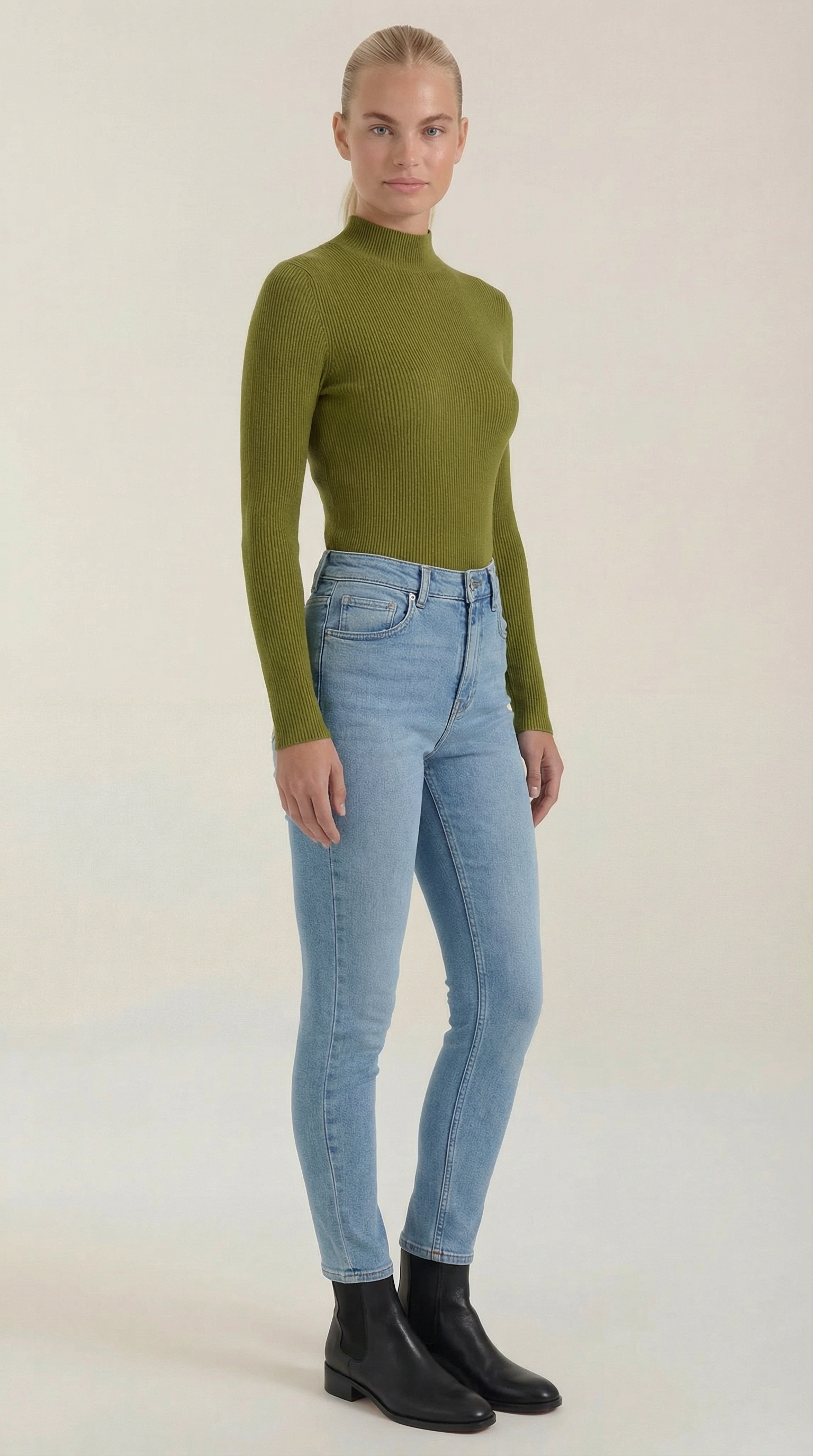 Constance | Top de Algodón de Cuello Alto