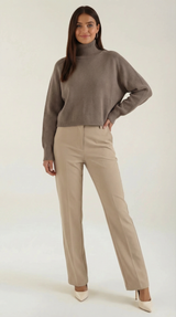 Dalia | Suéter de cuello alto elegante