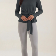 Holly | Camiseta con Detalle de Nudo