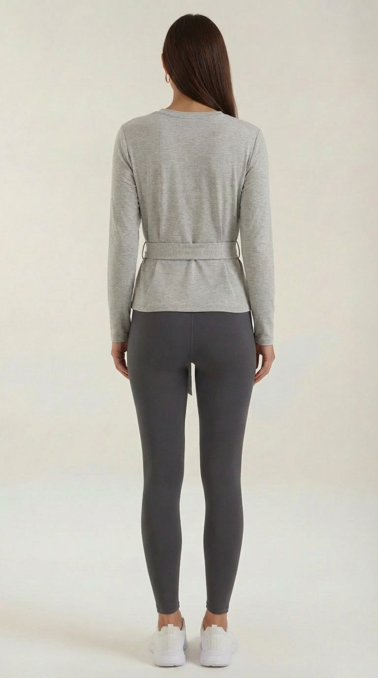 Holly | Camiseta con Detalle de Nudo