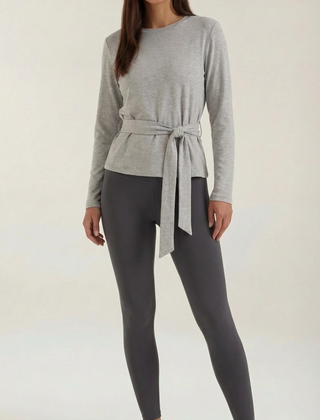 Holly | Camiseta con Detalle de Nudo