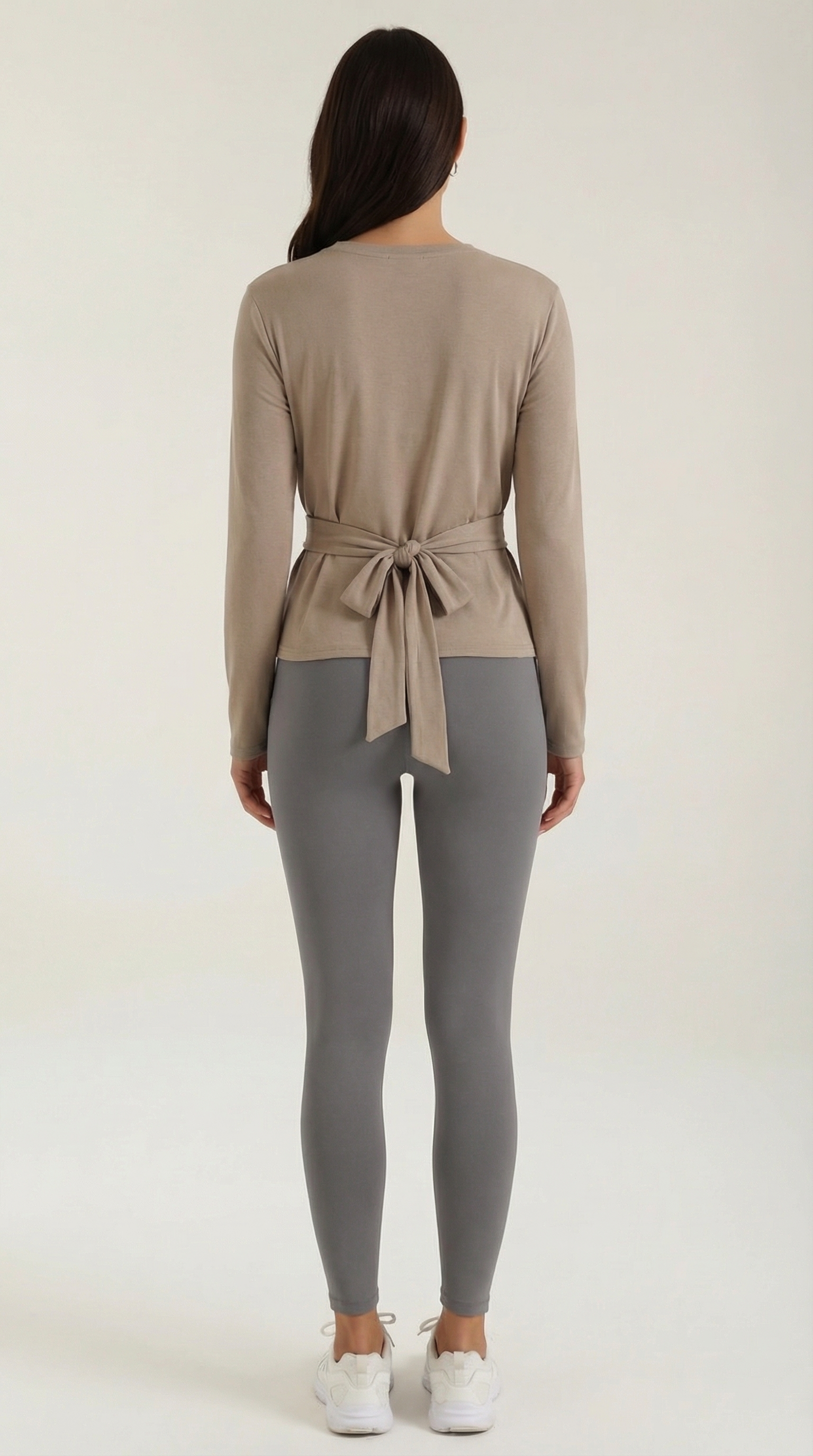 Holly | Camiseta con Detalle de Nudo