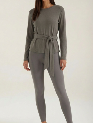 Holly | Camiseta con Detalle de Nudo