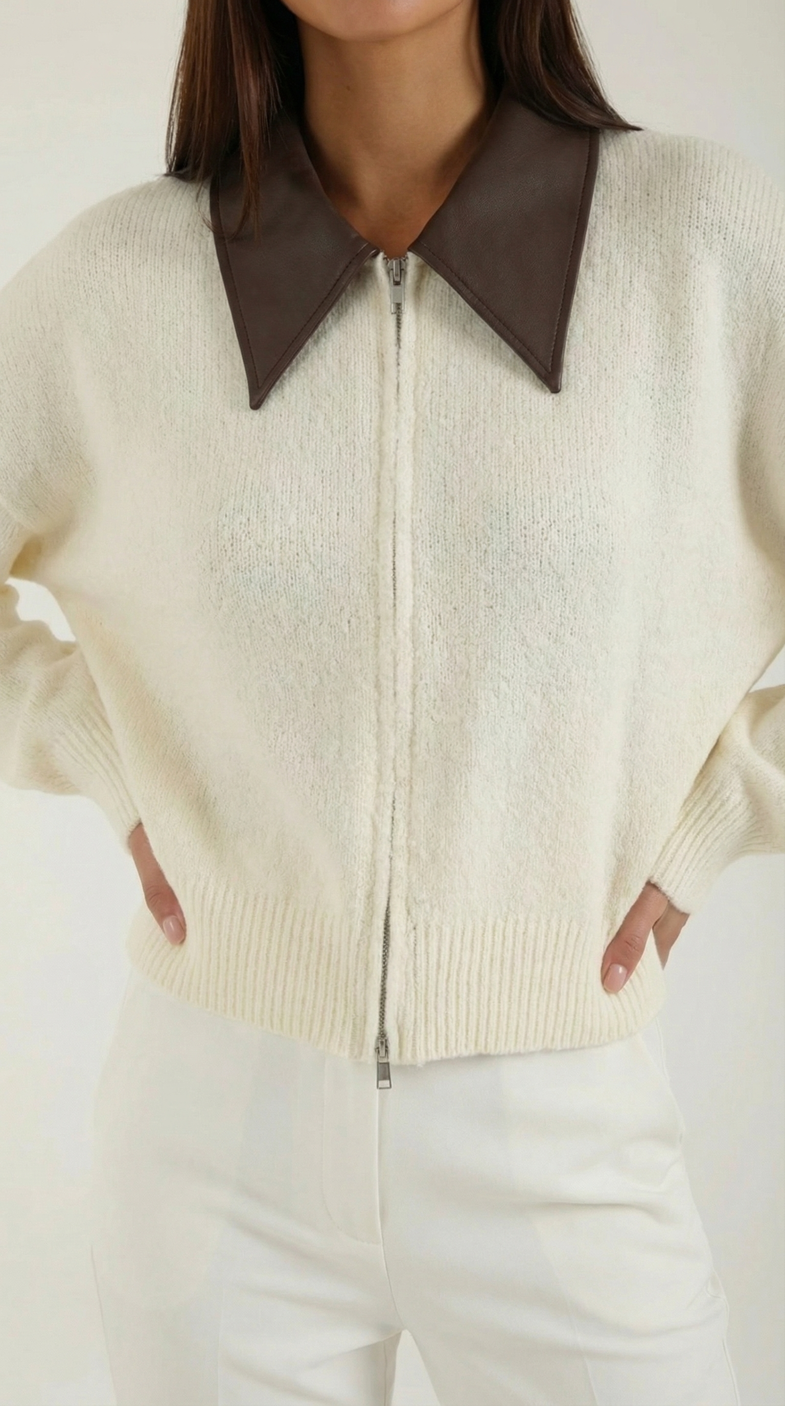 Herminia | Chaqueta Corta de Punto con Cuello