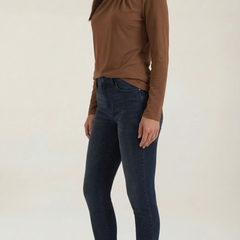 Jamie | Blusa con Cuello Alto y Lazo