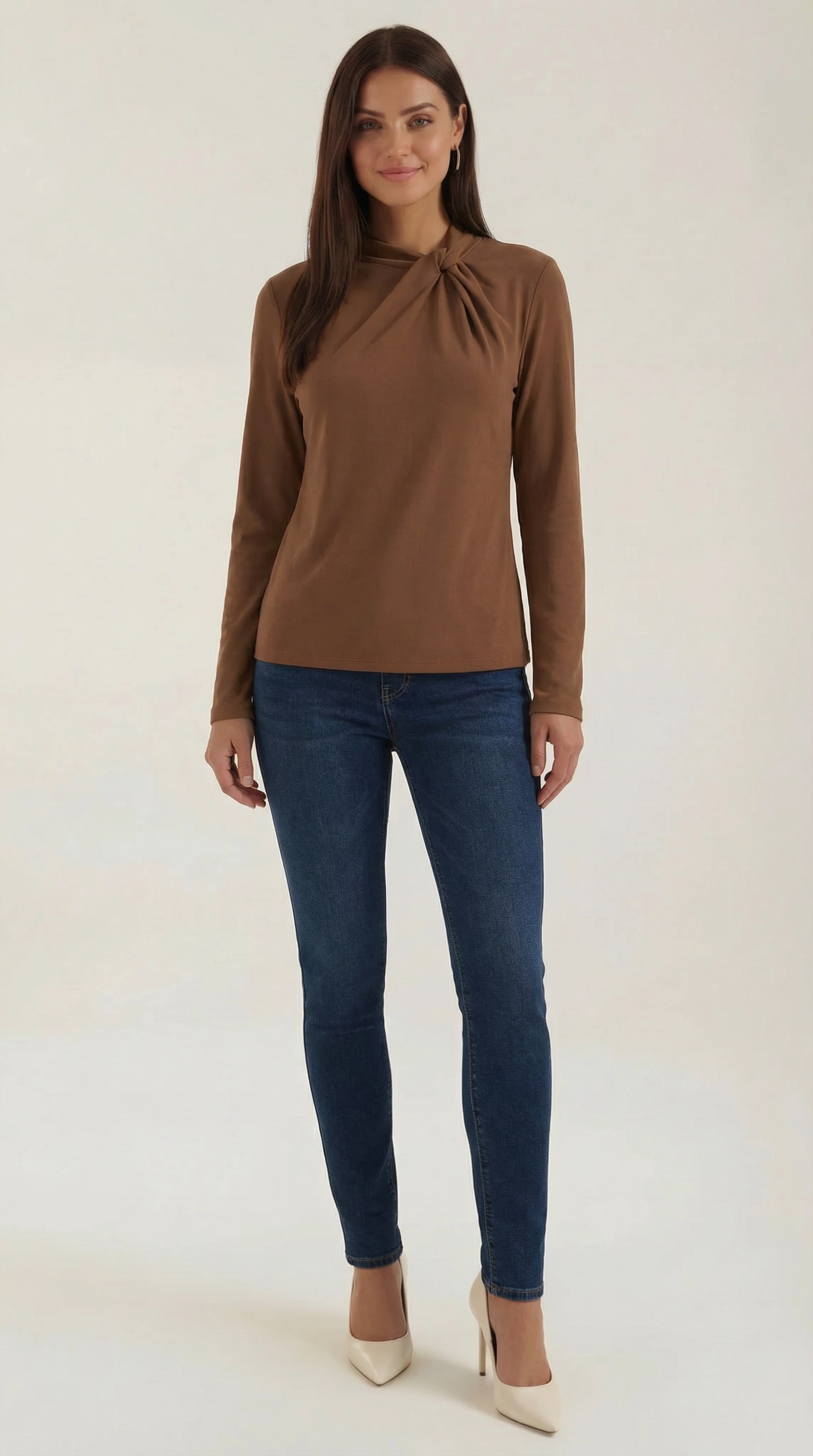 Jamie | Blusa con Cuello Alto y Lazo