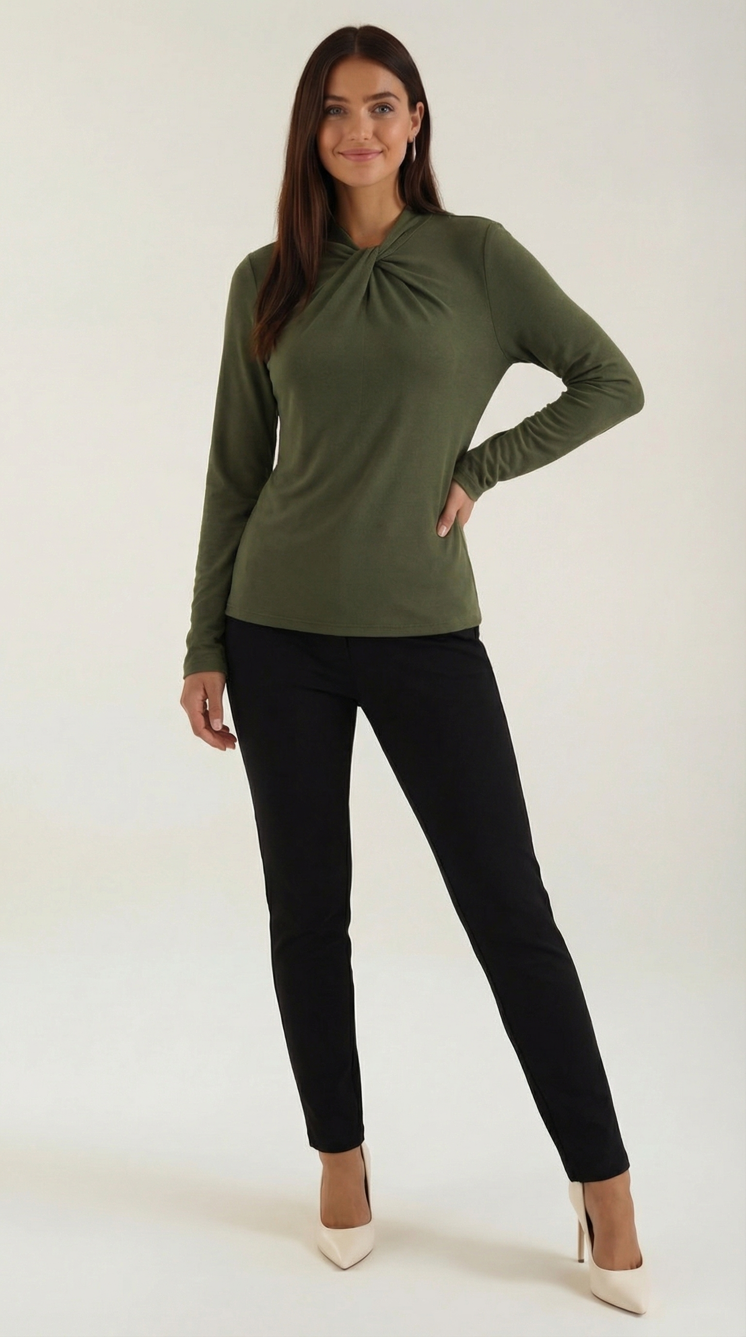 Jamie | Blusa con Cuello Alto y Lazo