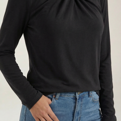 Jamie | Blusa con Cuello Alto y Lazo