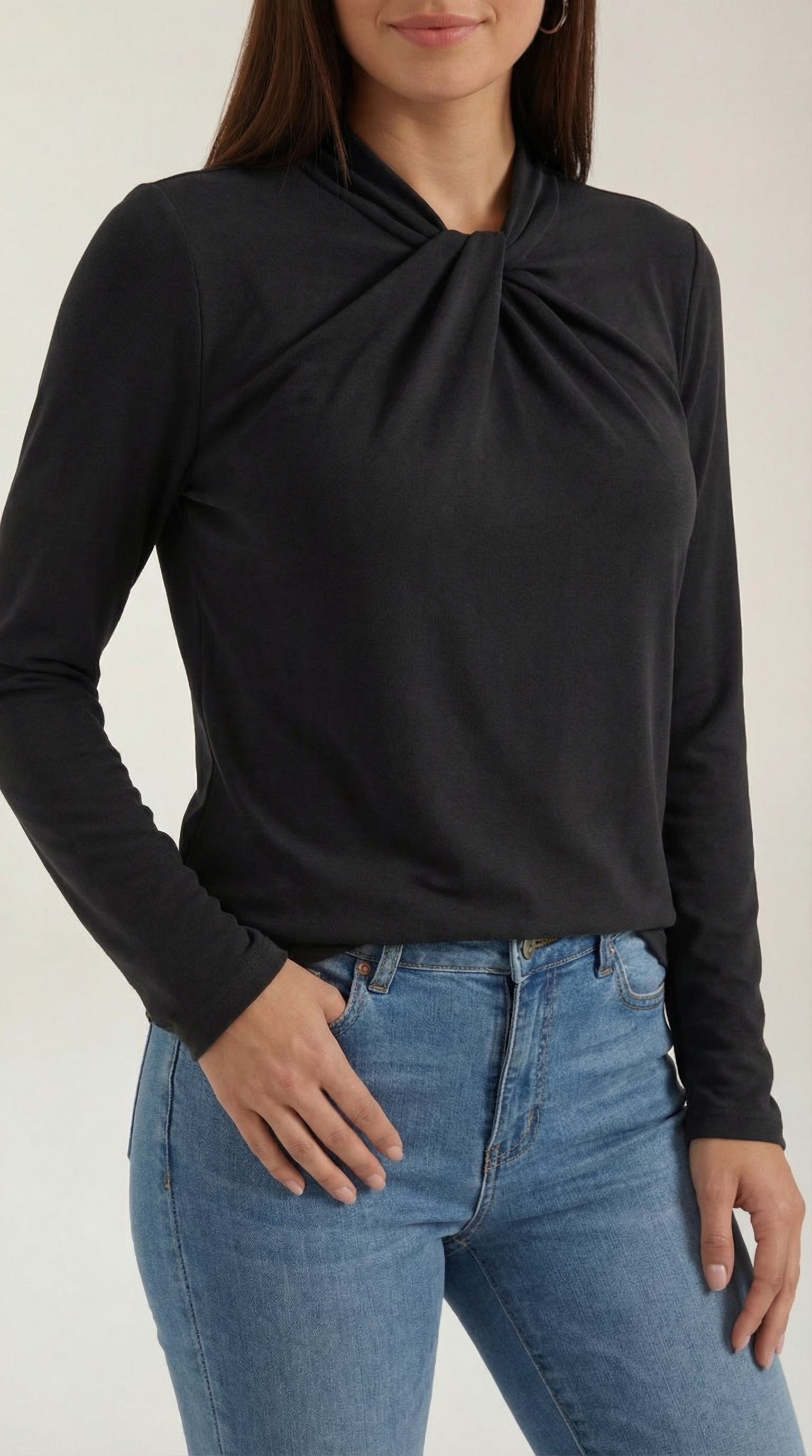 Jamie | Blusa con Cuello Alto y Lazo