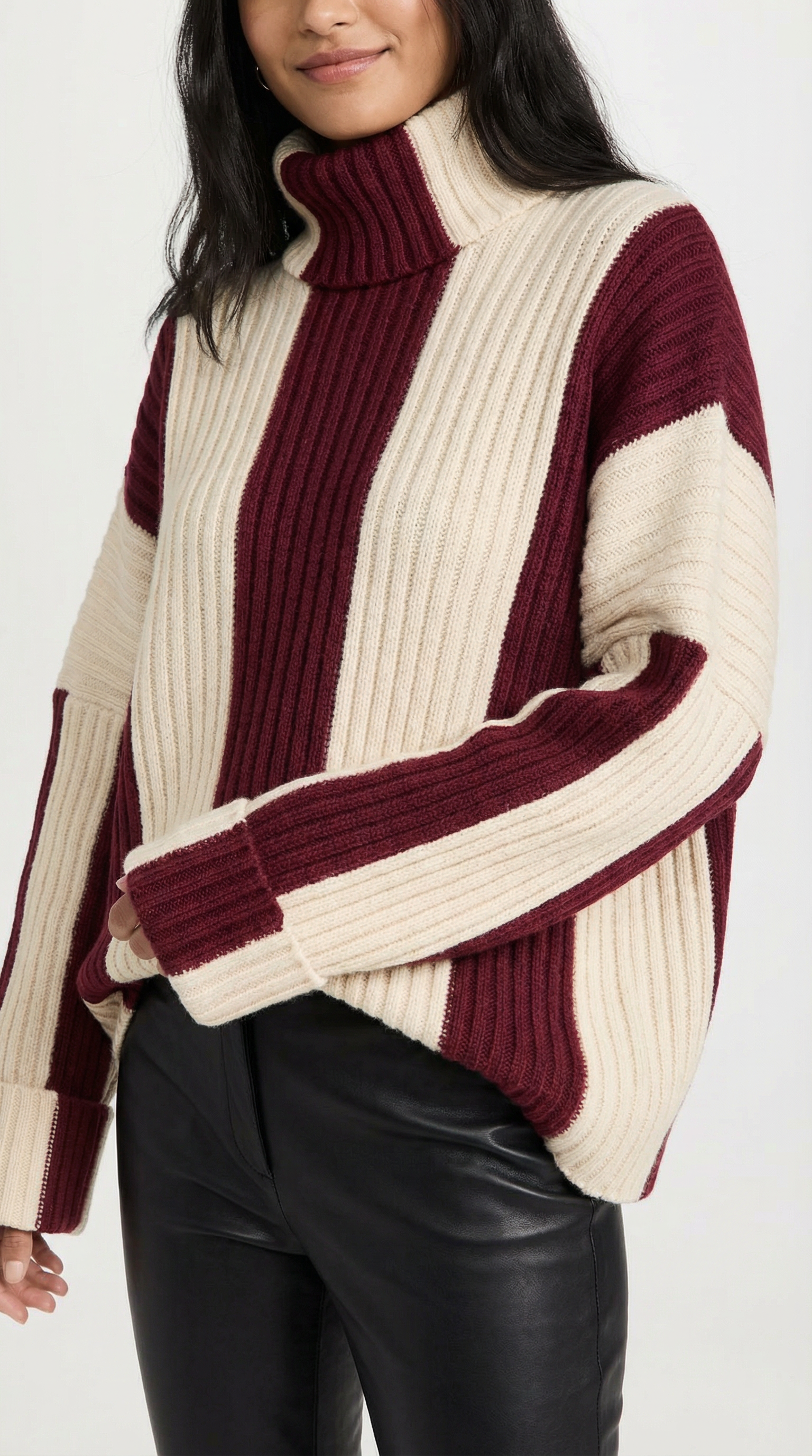 June | Suéter Oversize de Cuello Alto a Rayas
