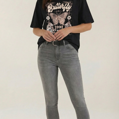Justine | Camiseta Gráfica Oversize