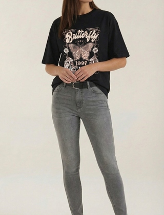 Justine | Camiseta Gráfica Oversize