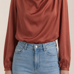 Marcia | Blusa Drapeada de Manga Larga