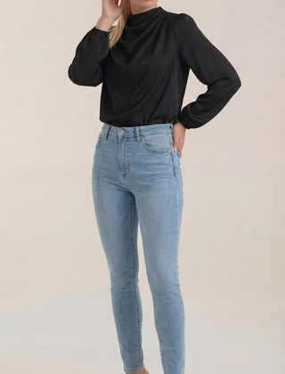 Marcia | Blusa Drapeada de Manga Larga