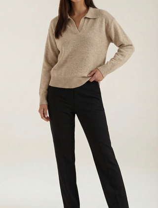 Marisa | Polo Casual con Escote en V