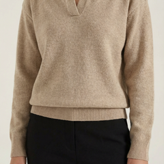 Marisa | Polo Casual con Escote en V