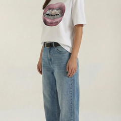 Natalia | Camiseta Oversize con Diseño Gráfico